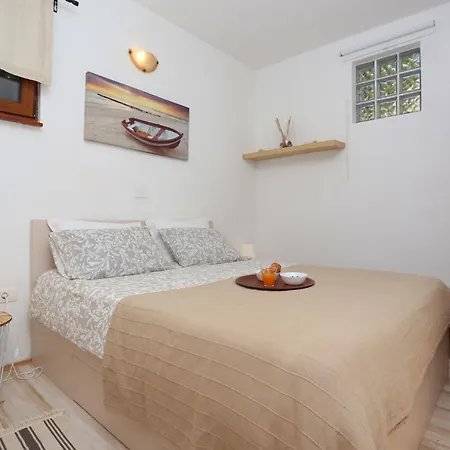Holiday home Family Friendly House With A Swimming Pool Ripenda Verbanci, - 16583