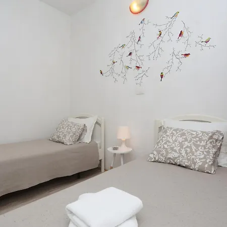 Family Friendly House With A Swimming Pool Ripenda Verbanci, - 16583 Holiday home
