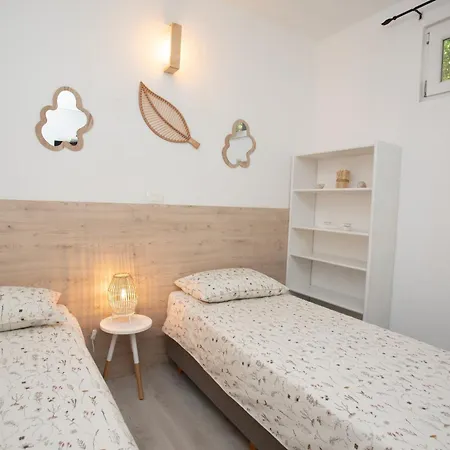 Family Friendly House With A Swimming Pool Ripenda Verbanci, - 16583 *